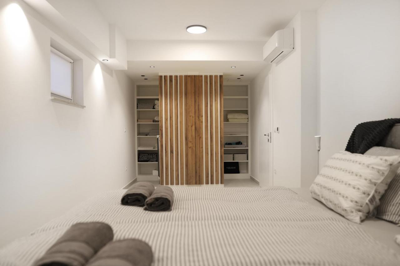 Brand New Apartment With Private Pool 니바이스 외부 사진